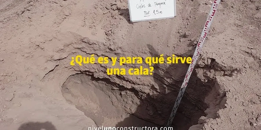 Calicata Exploratoria en Iquique: Inspección Directa del Subsuelo Salino